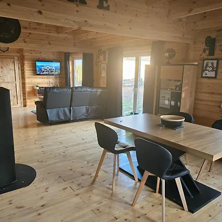 木屋 Chalet Ally (Cantal)