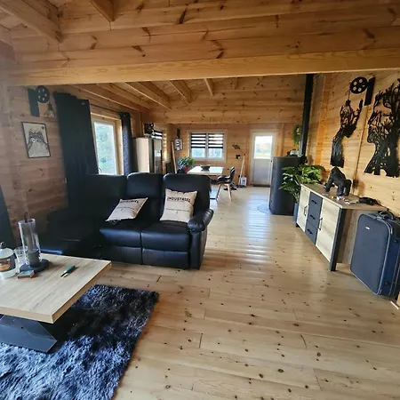 Chalet * Ally (Cantal)